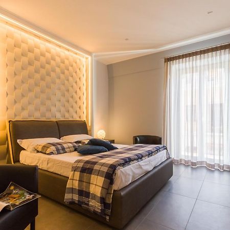 Dimora Ciociola Bed & Breakfast Manfredonia Bagian luar foto