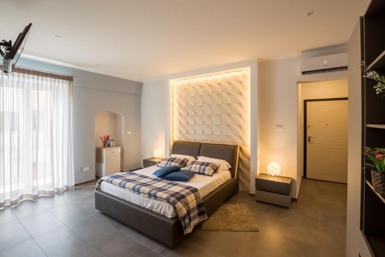 Dimora Ciociola Bed & Breakfast Manfredonia Bagian luar foto